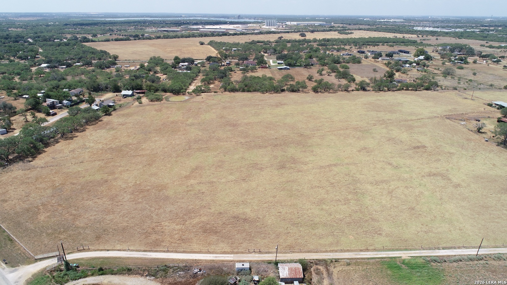 main property photo 10