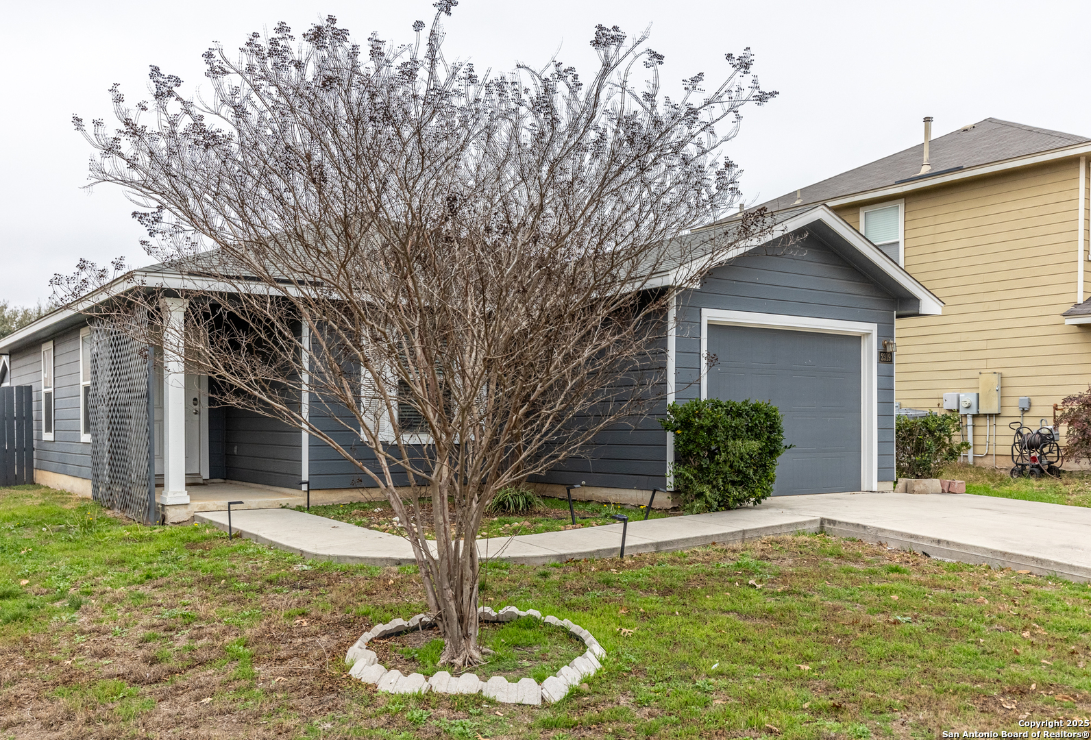 main property photo 2