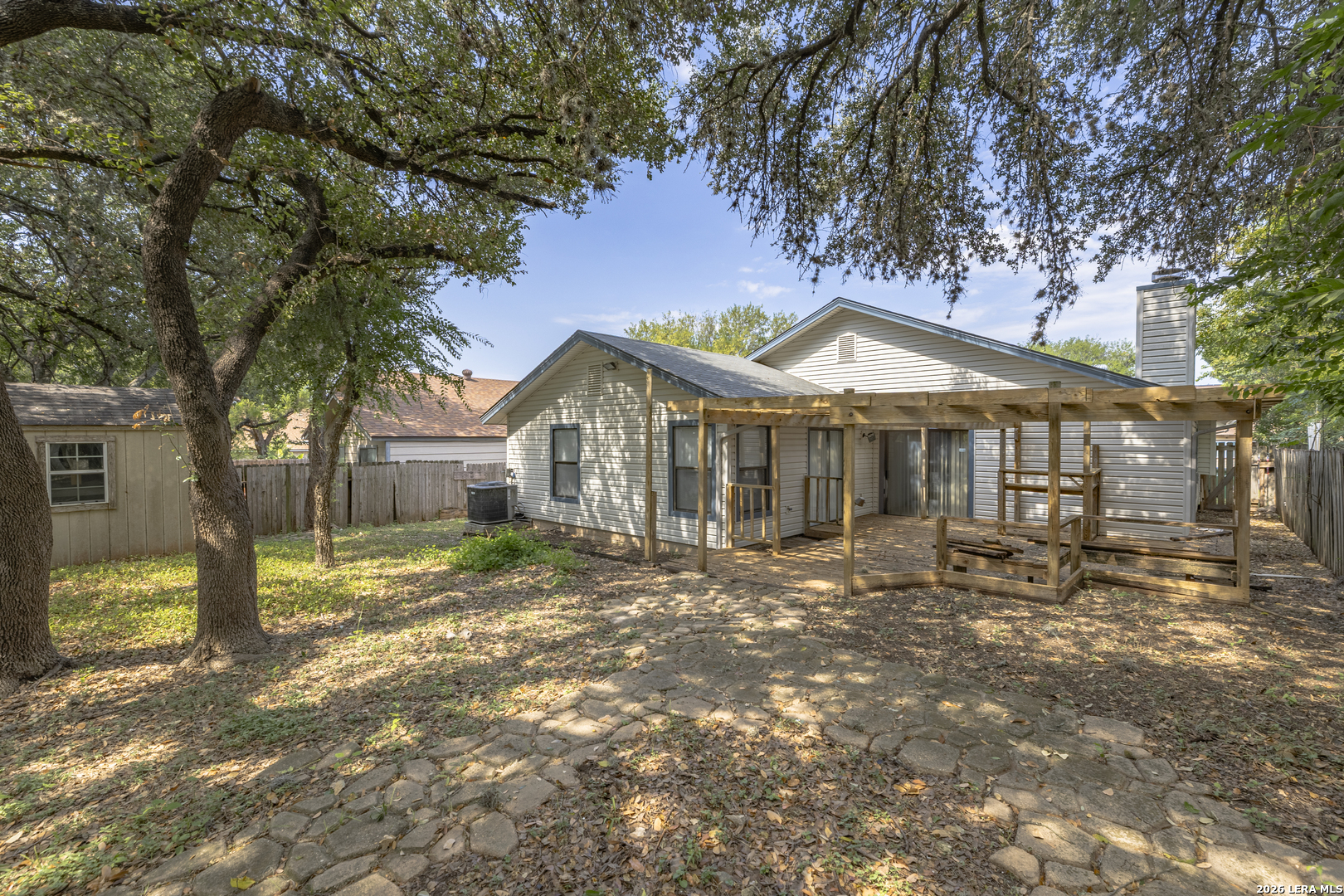 main property photo 27