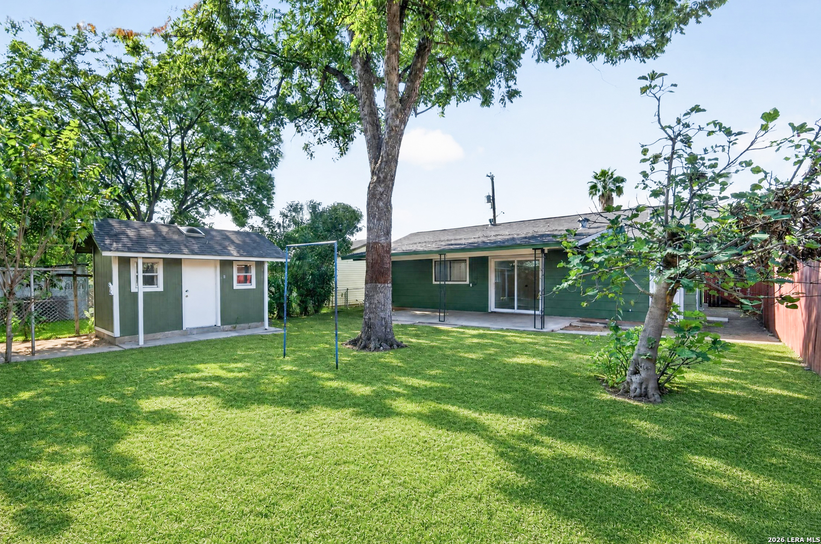 main property photo 23