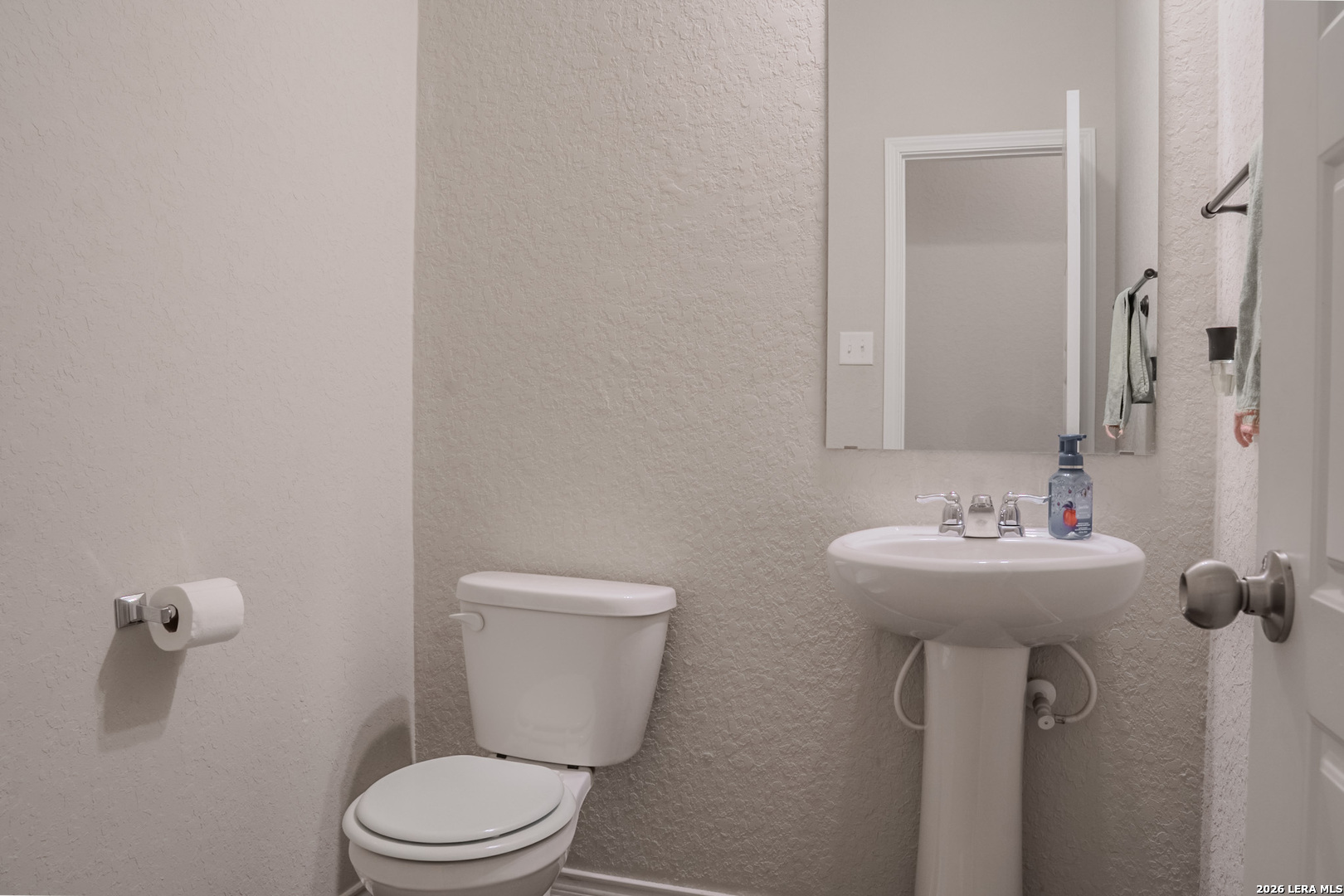 main property photo 12