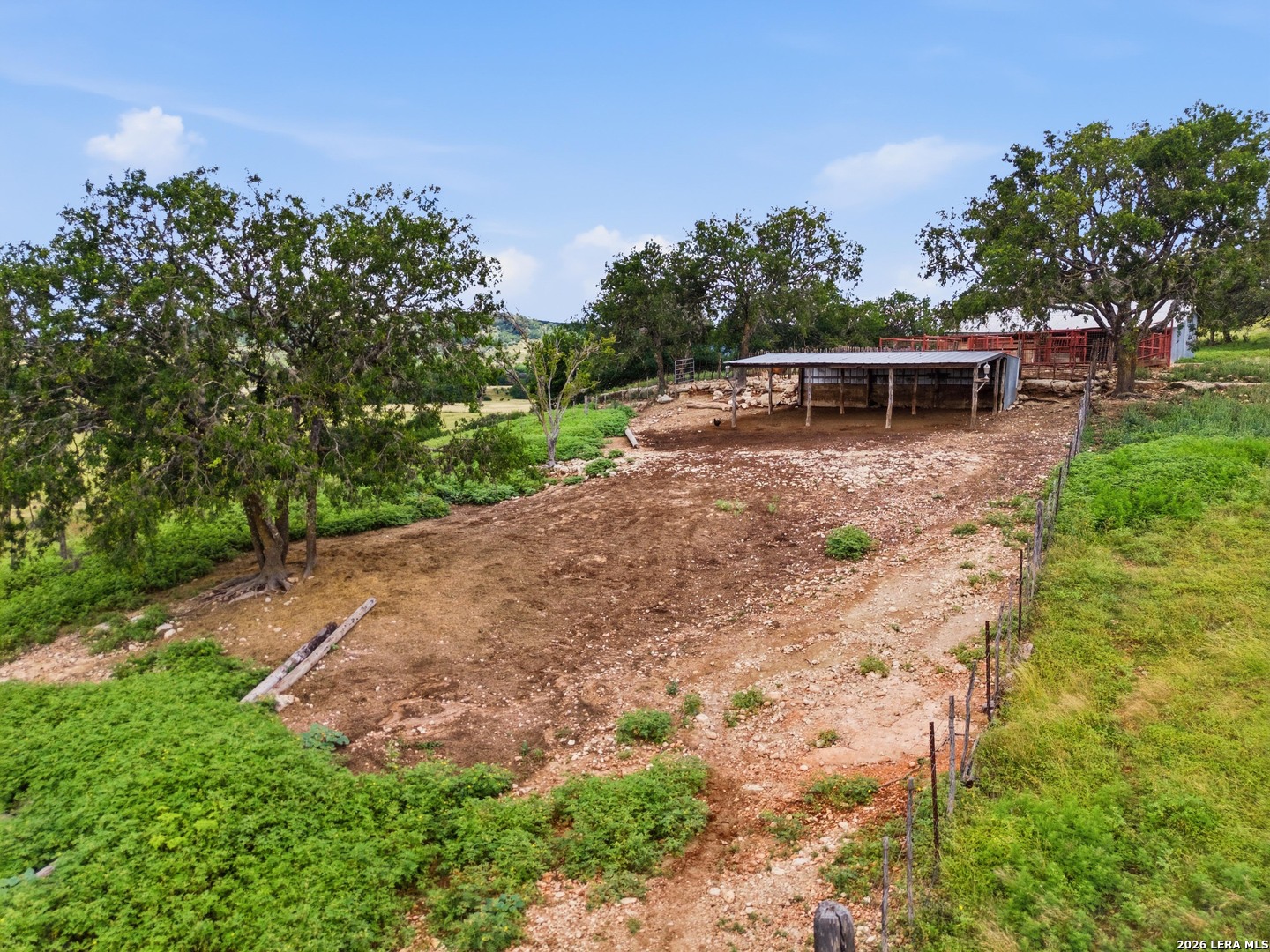 main property photo 8