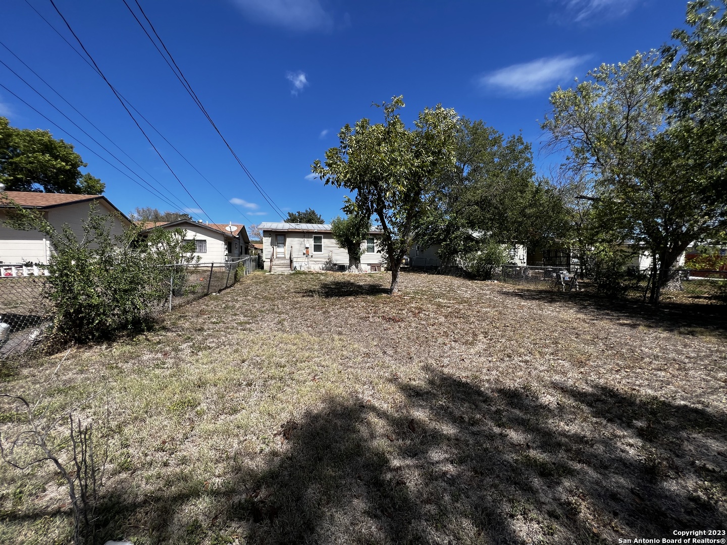main property photo 12