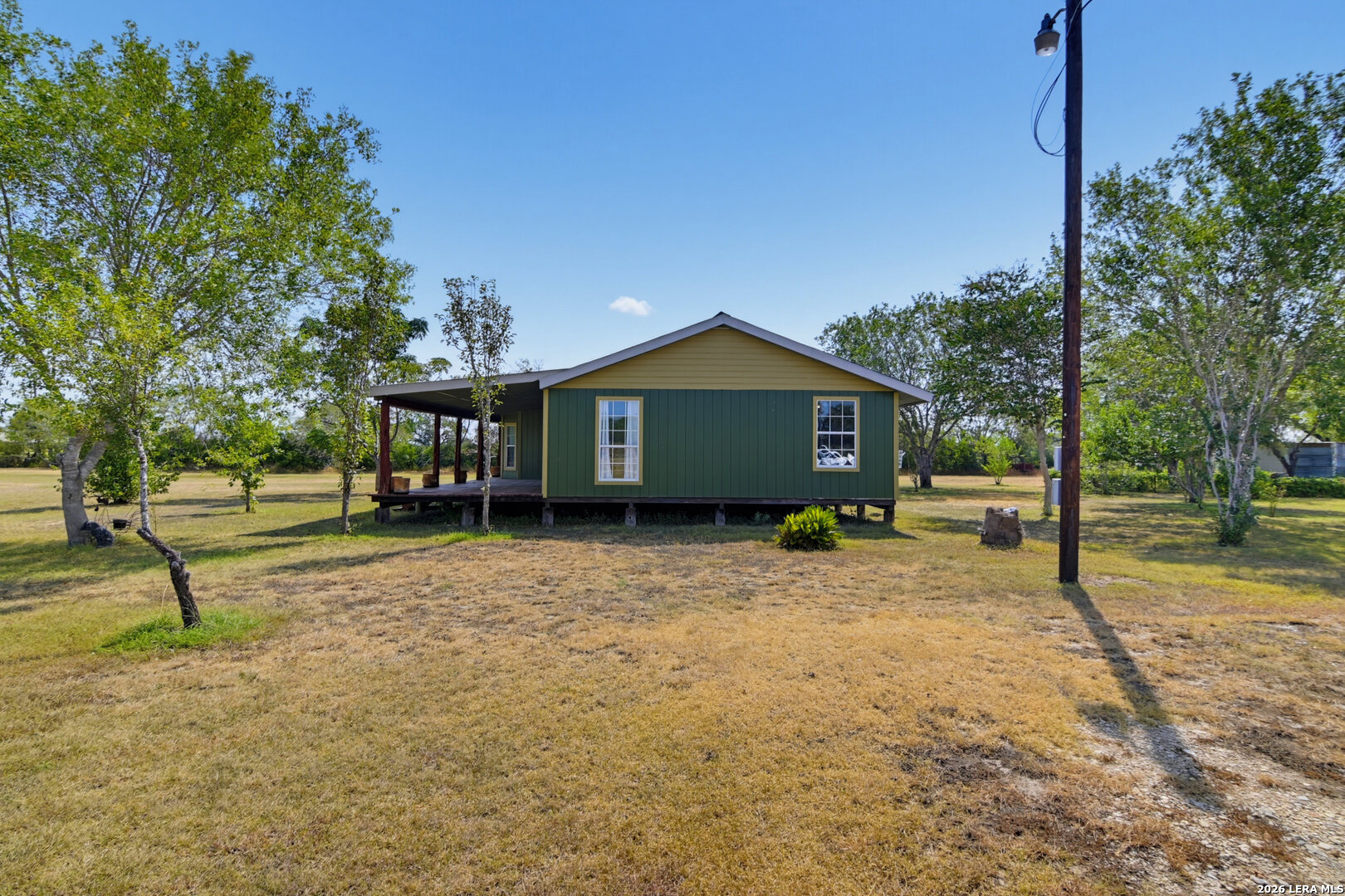 main property photo 17