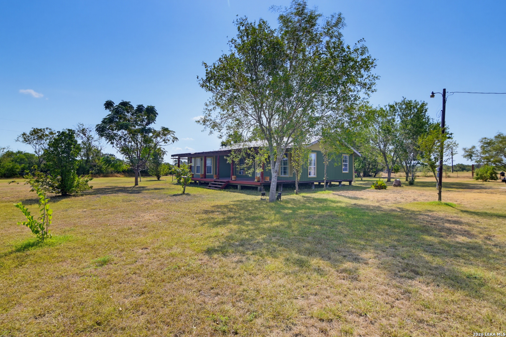 main property photo 22