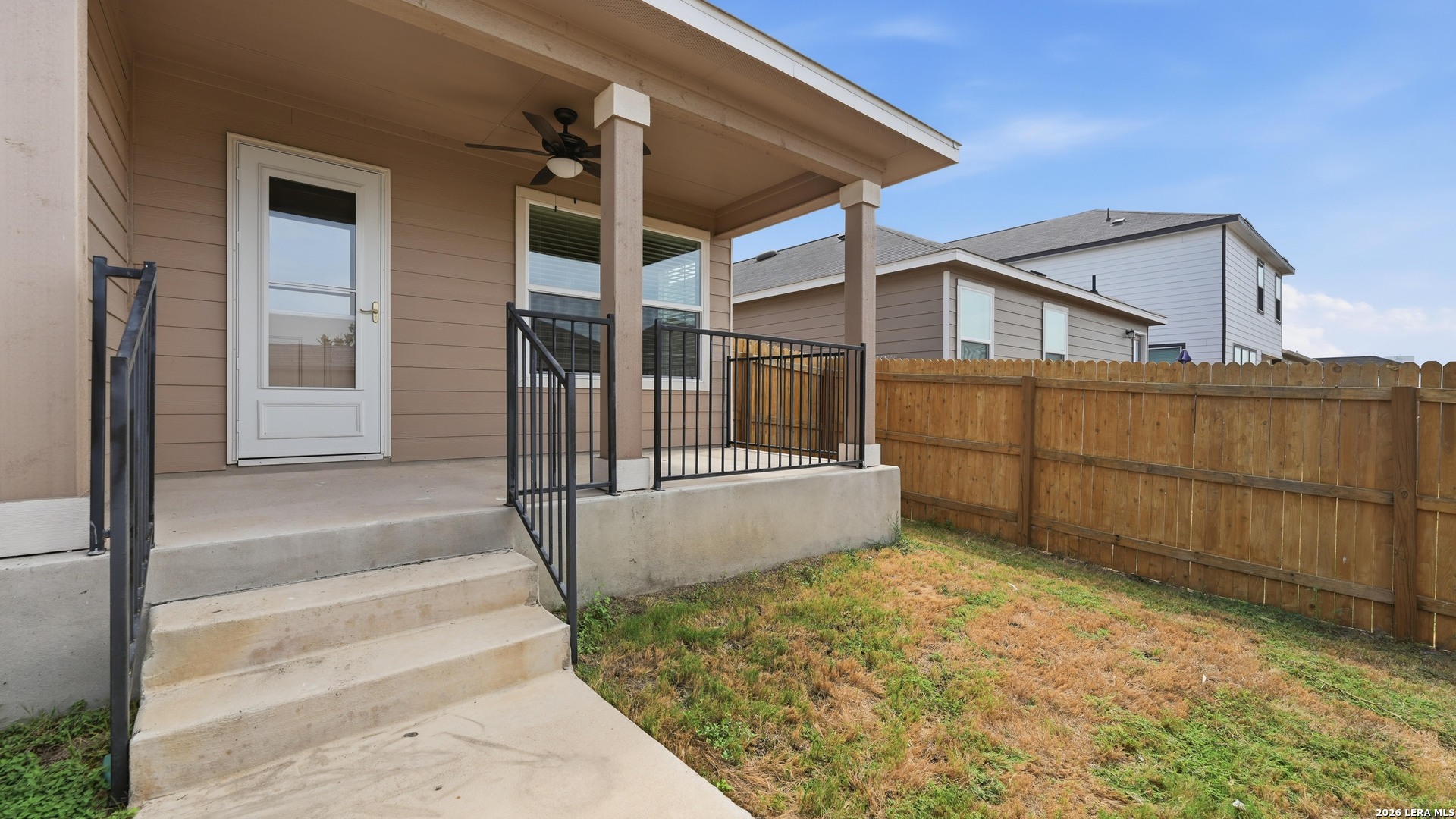 main property photo 31