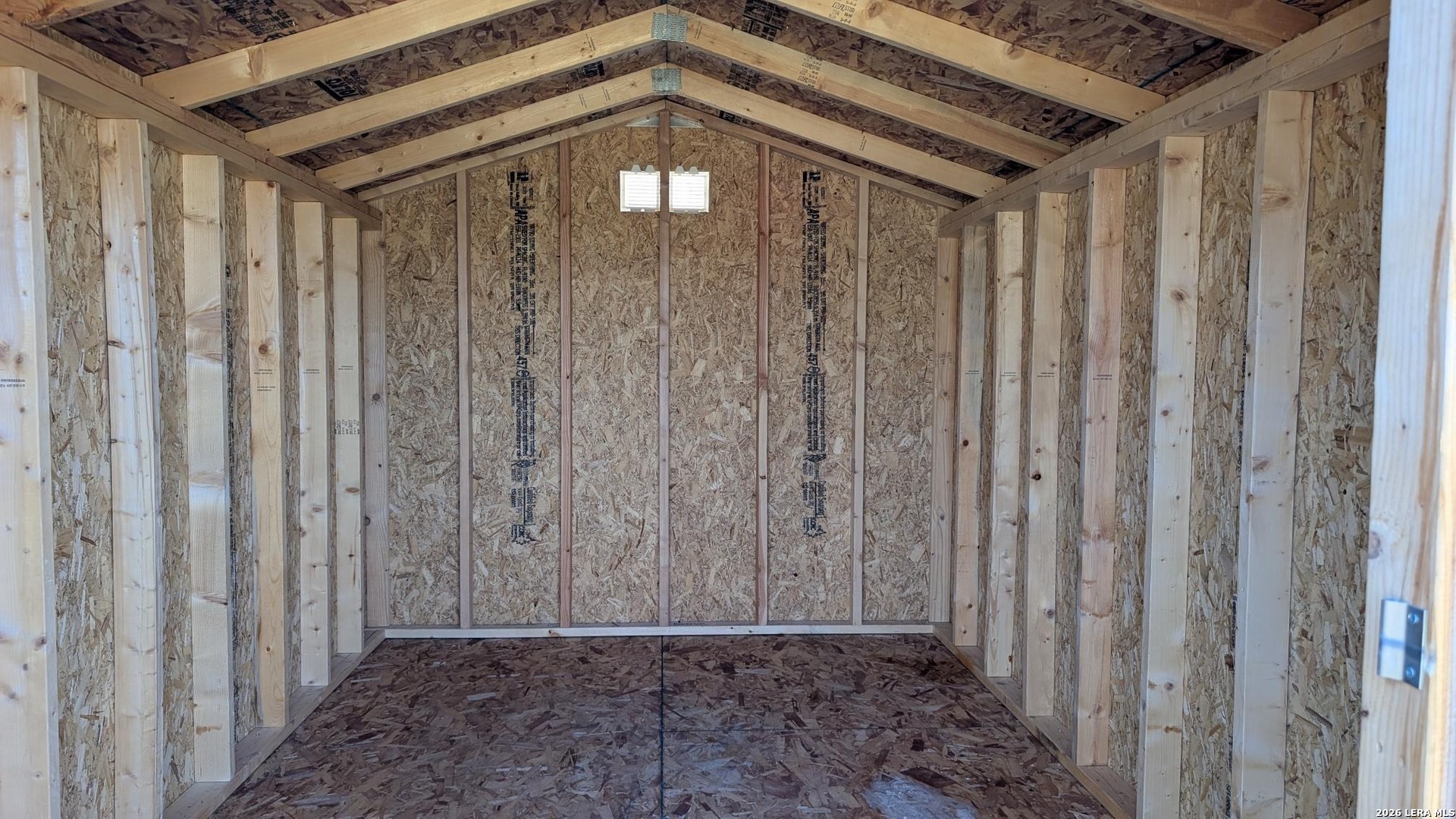 main property photo 35