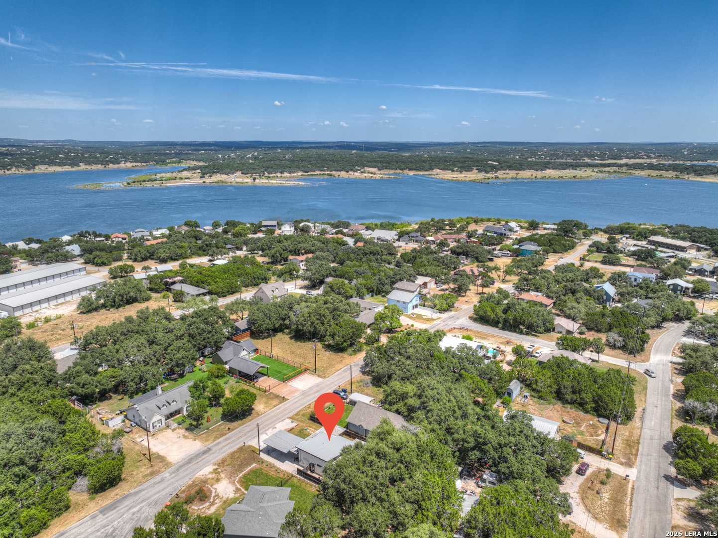 main property photo 40