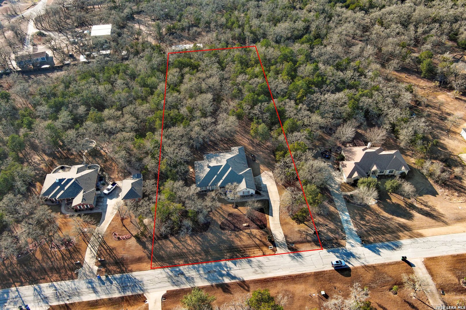 main property photo 40