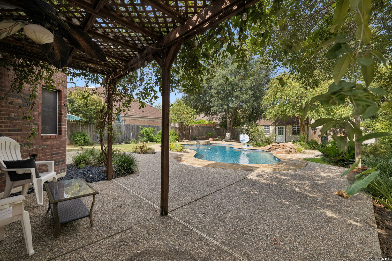 main property photo 42