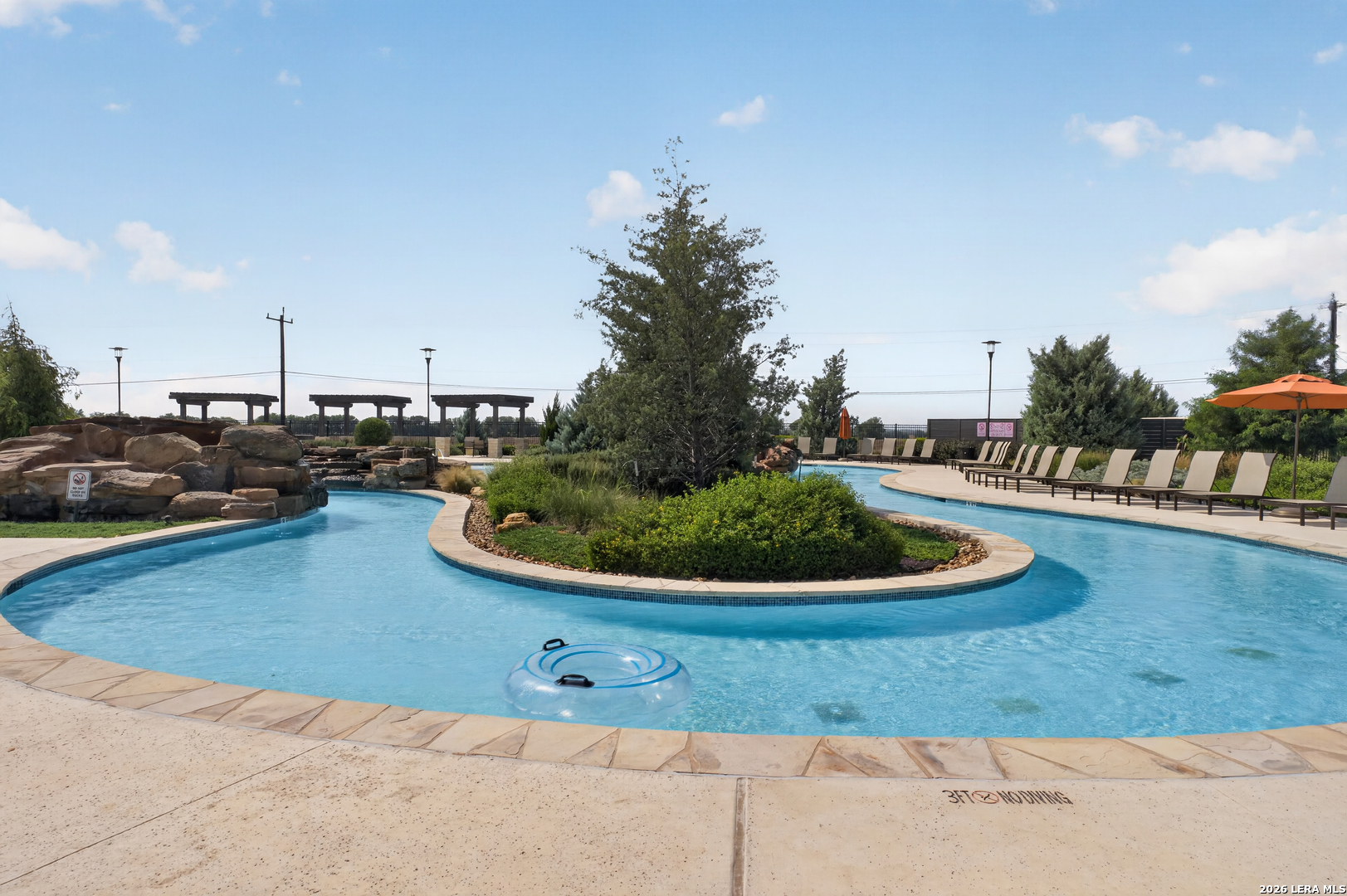 main property photo 49