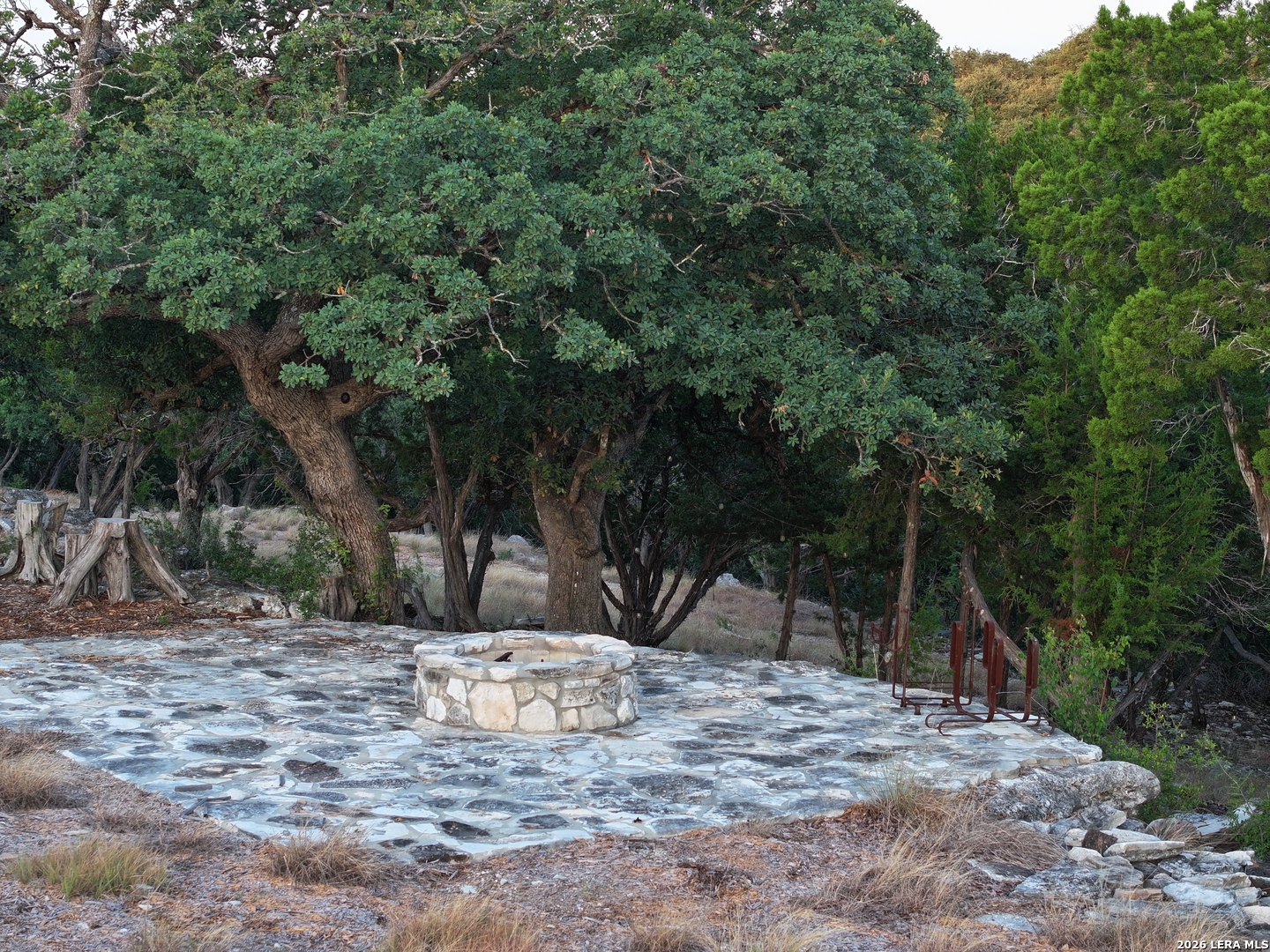 main property photo 12