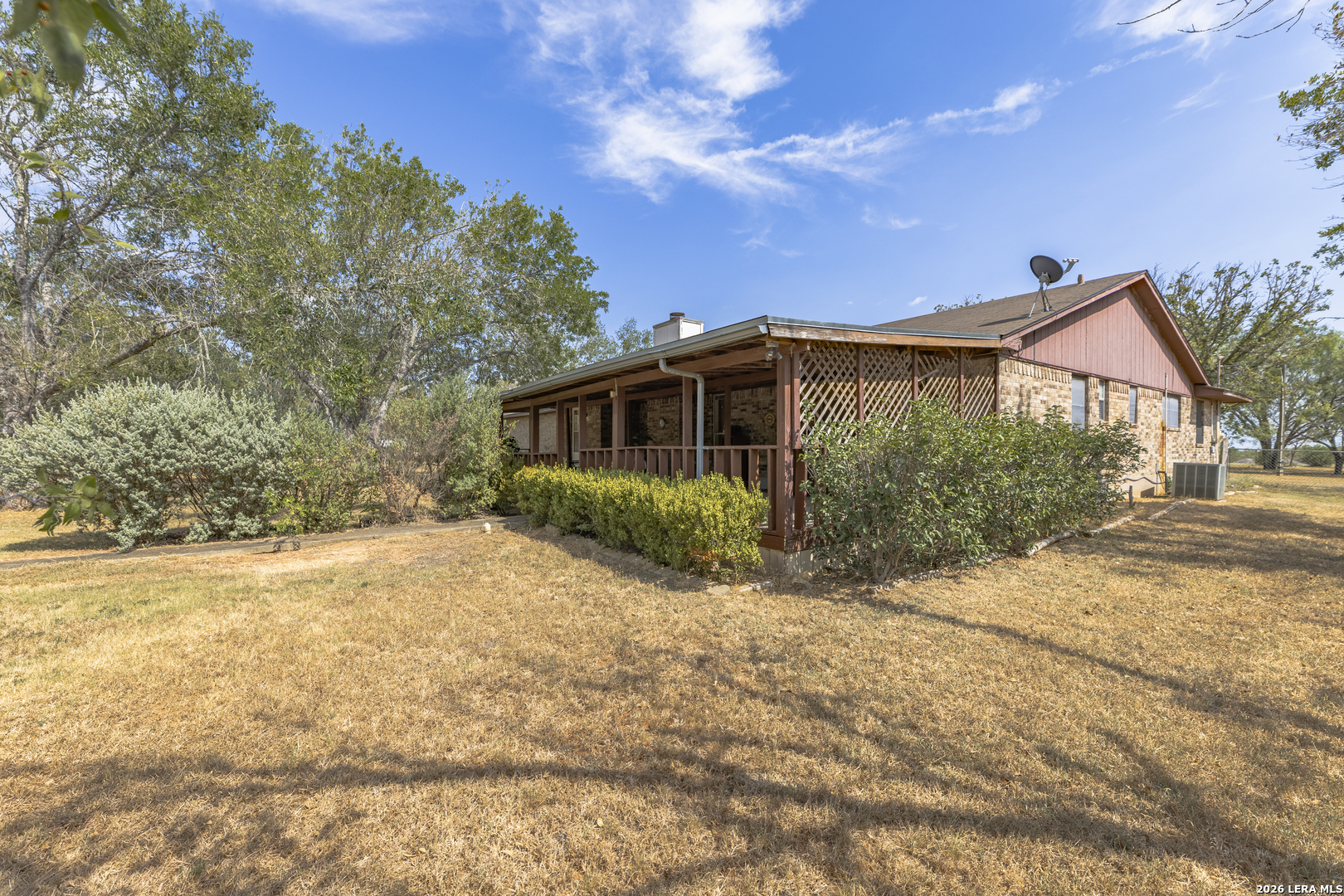 main property photo 35