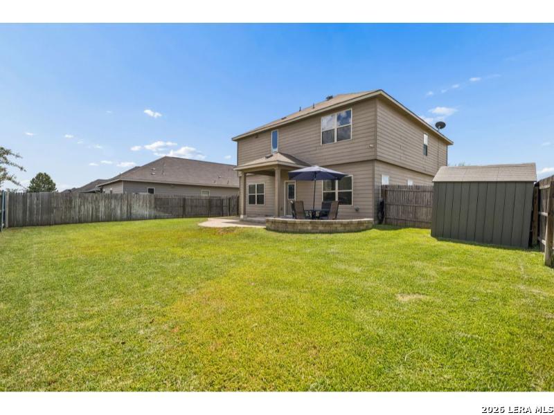 main property photo 40