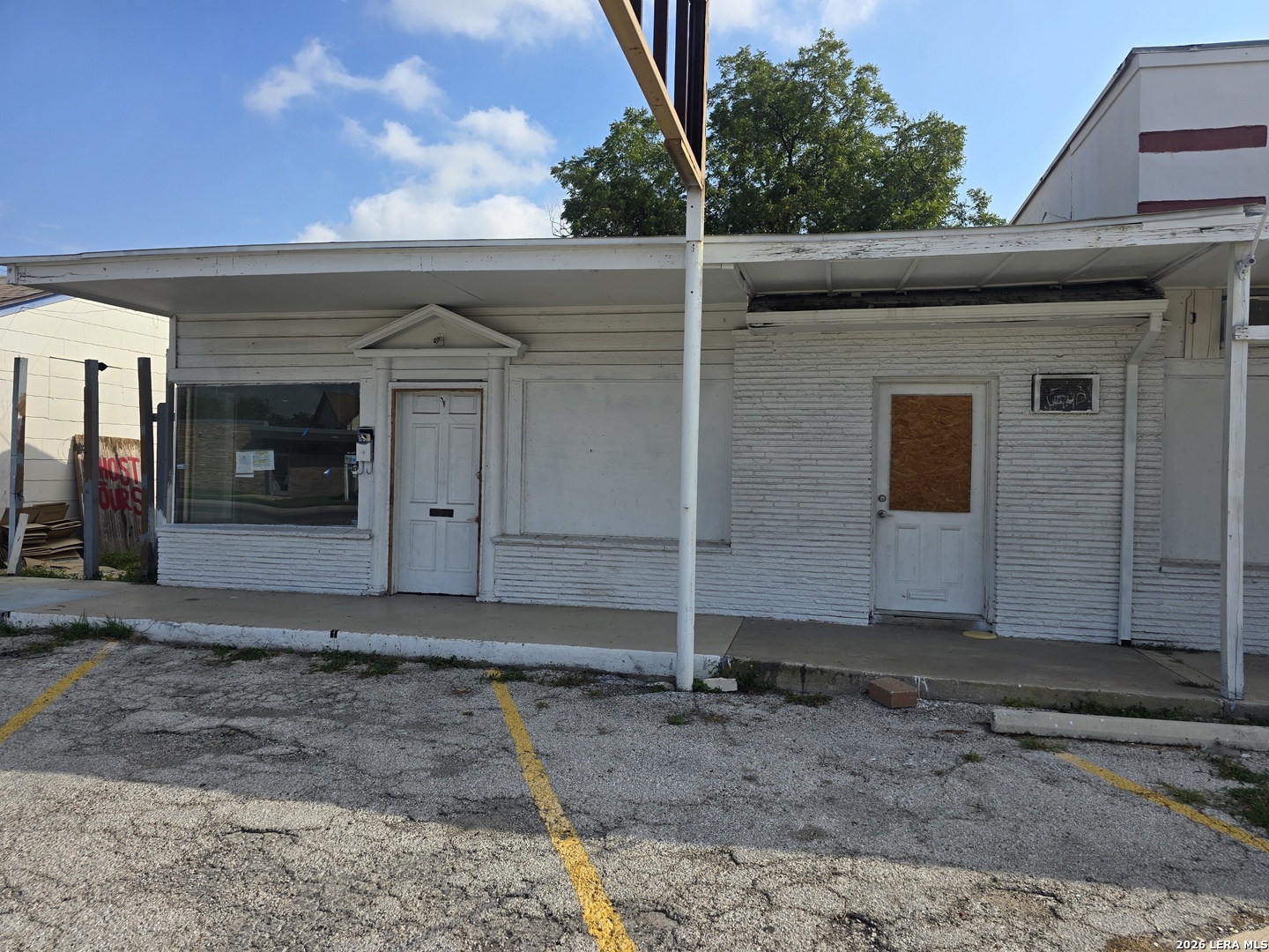 main property photo 17