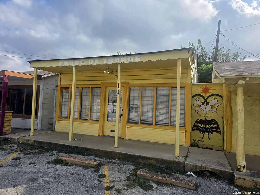 main property photo 3