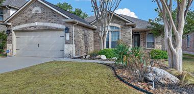 image of property with 4 Bed | 2 Bath | 2,230 Sqft
