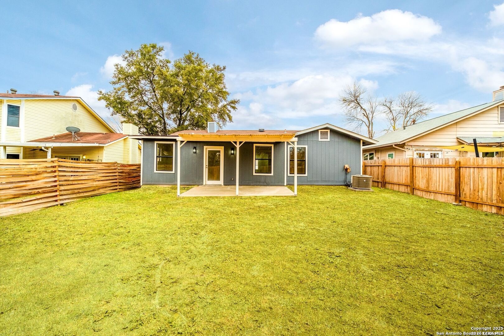 main property photo 16