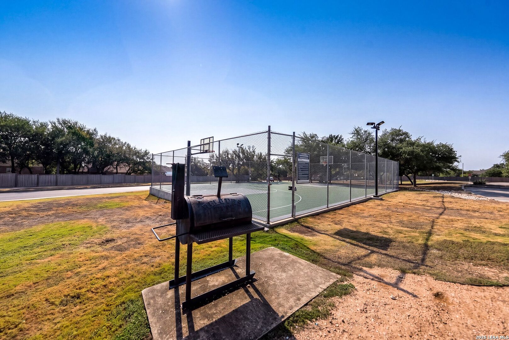 main property photo 50