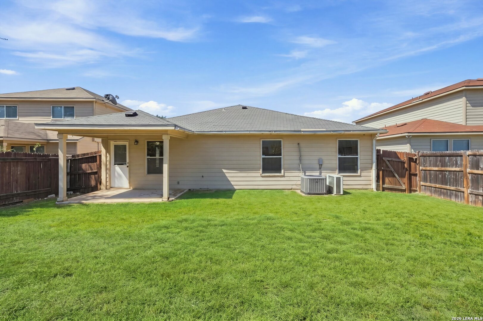 main property photo 25