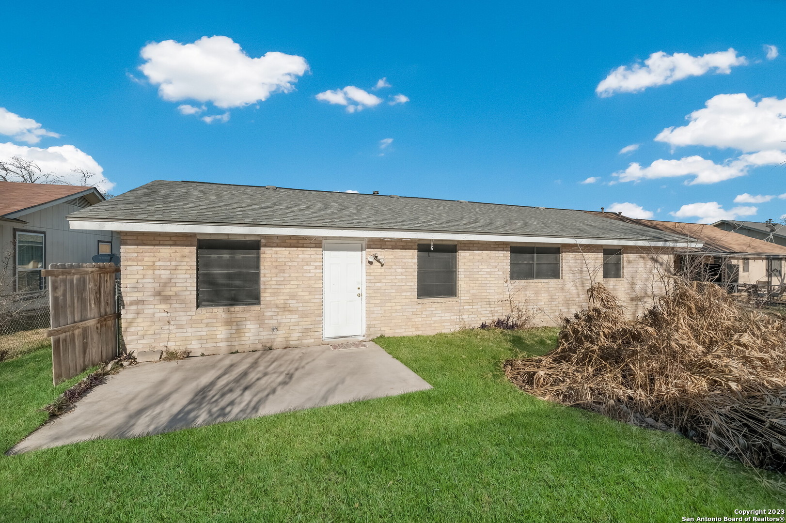 main property photo 20