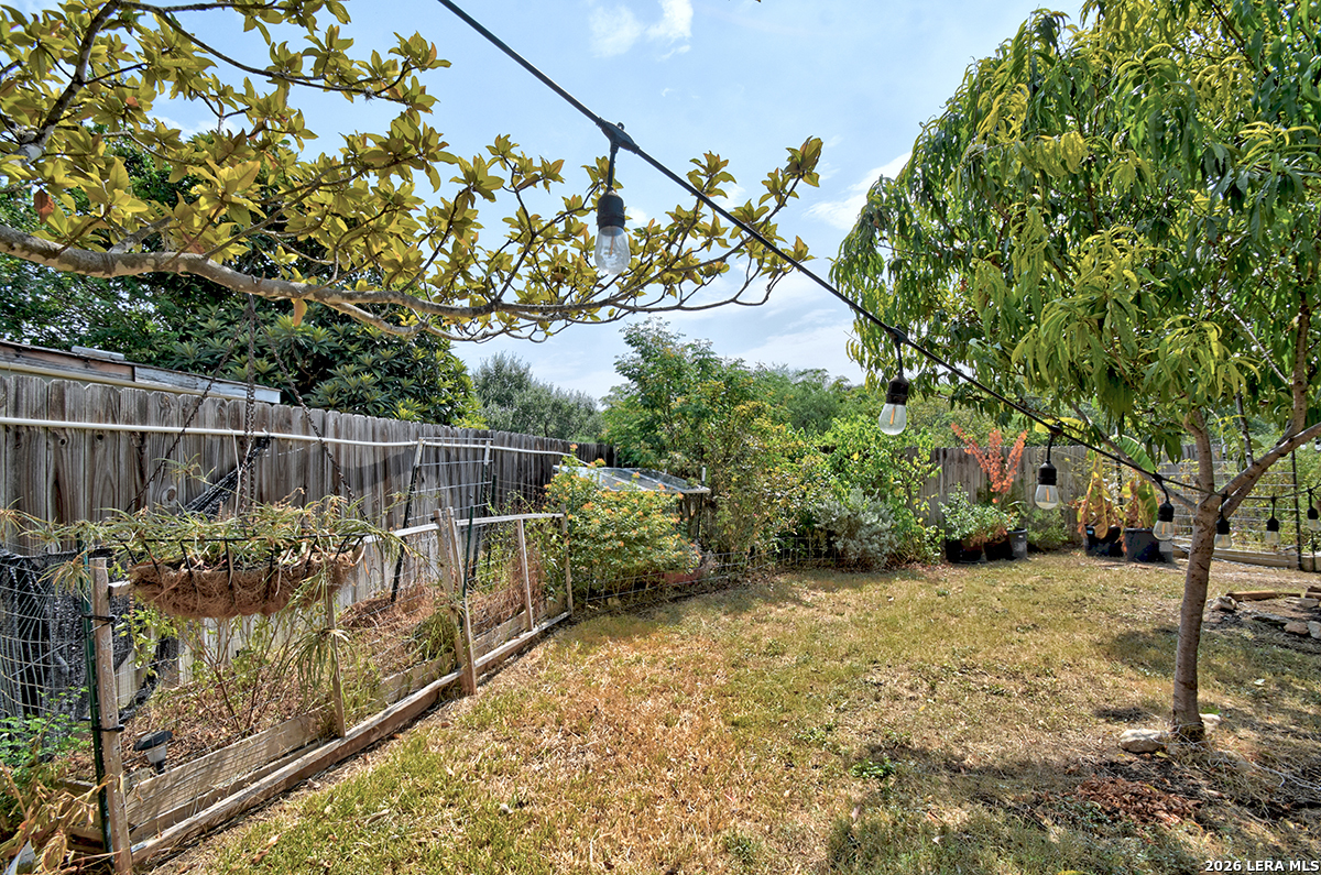 main property photo 30