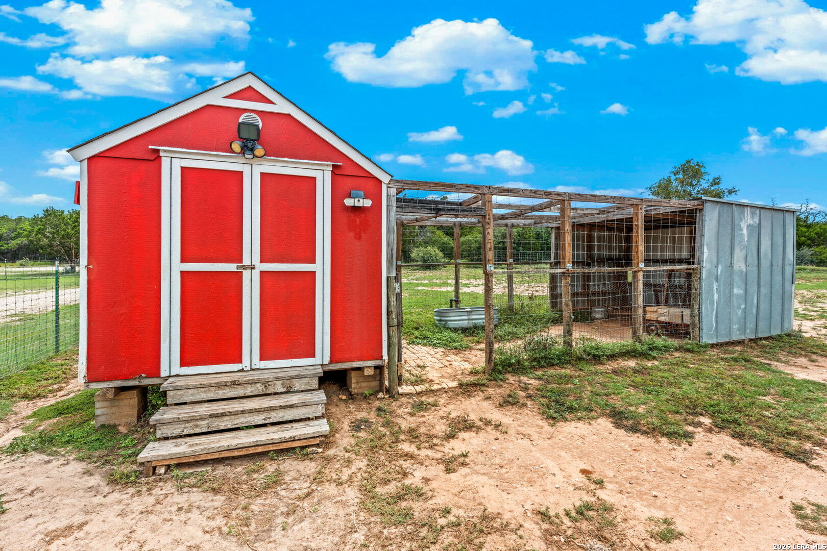 main property photo 45