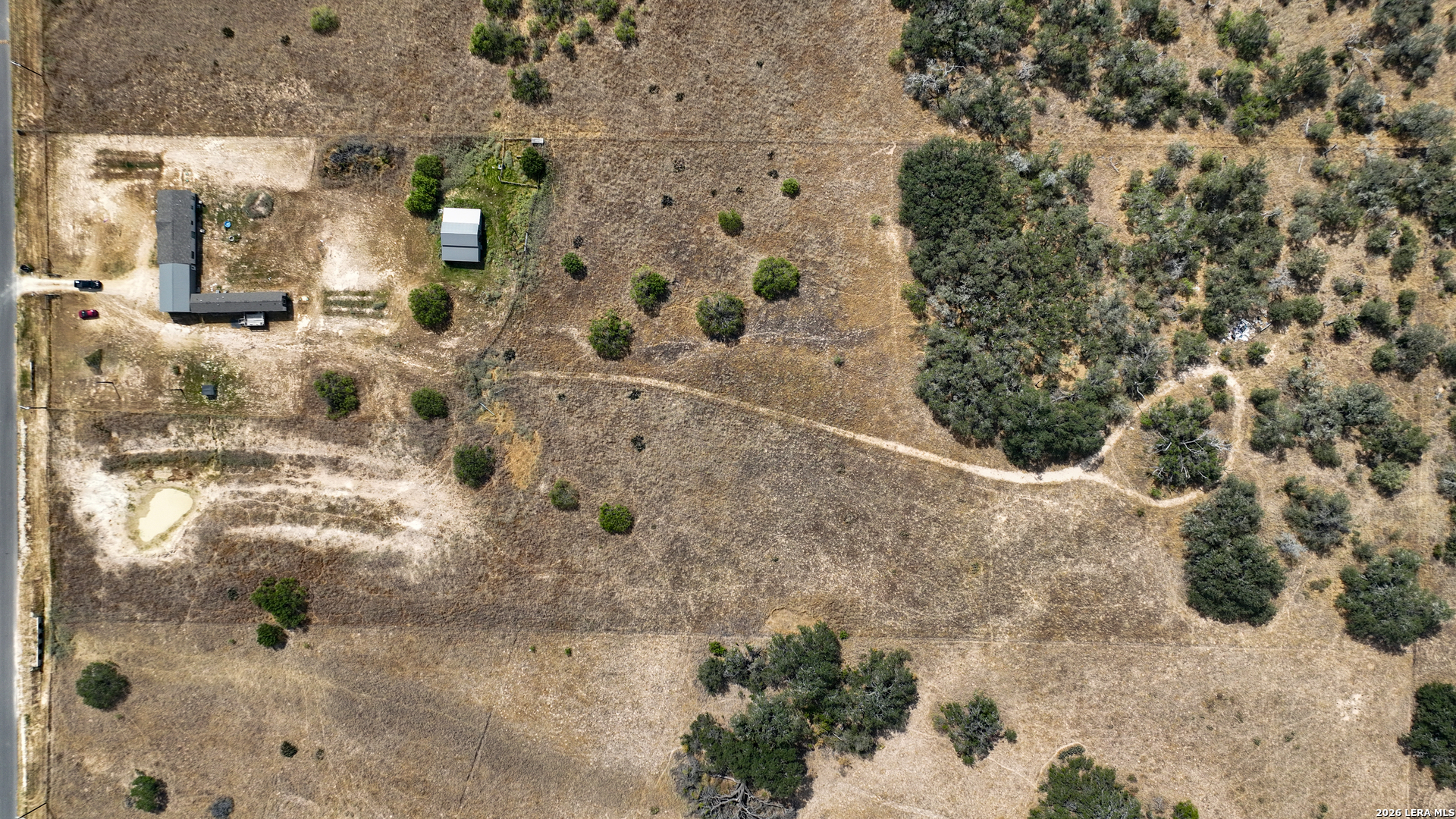 main property photo 41