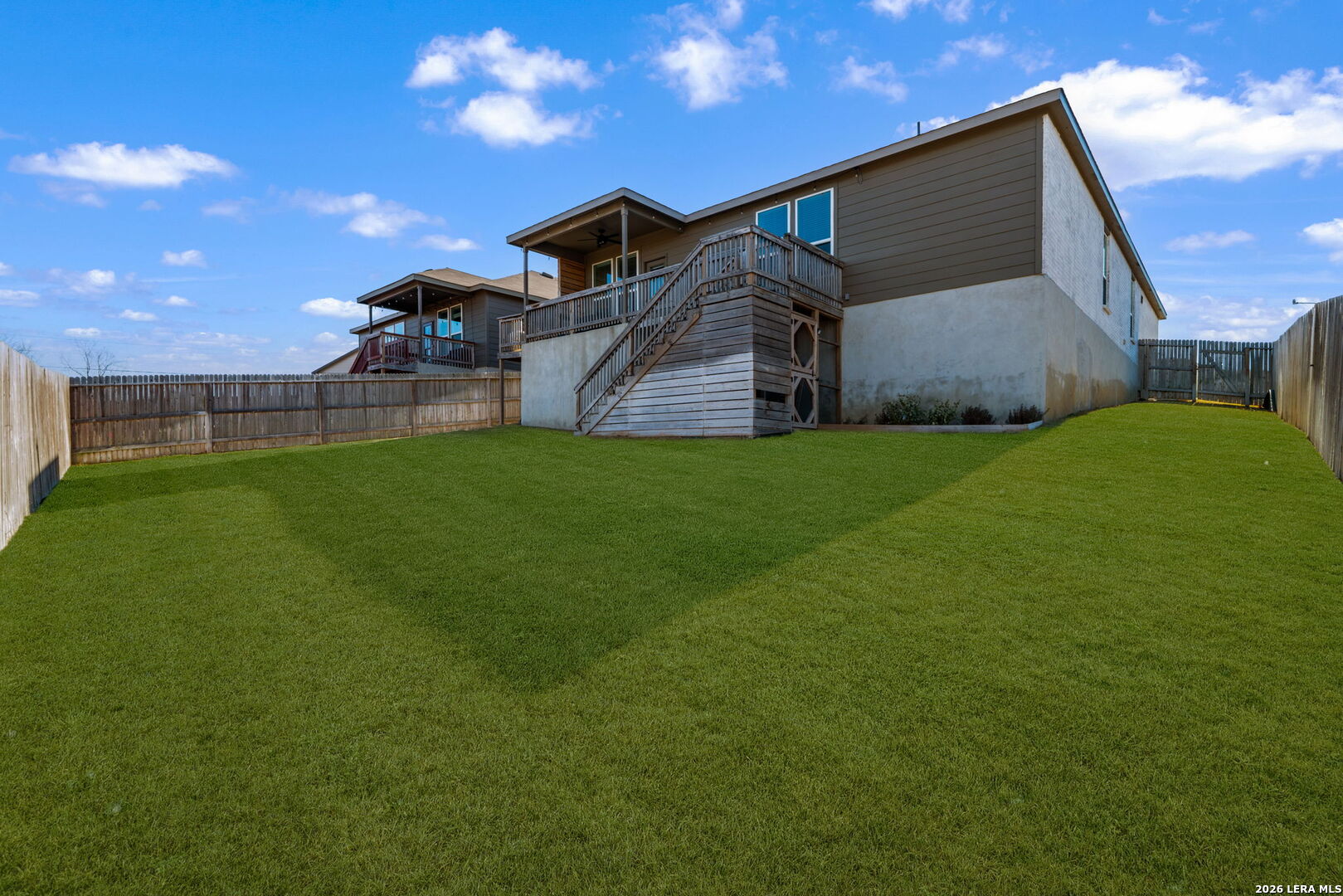 main property photo 27