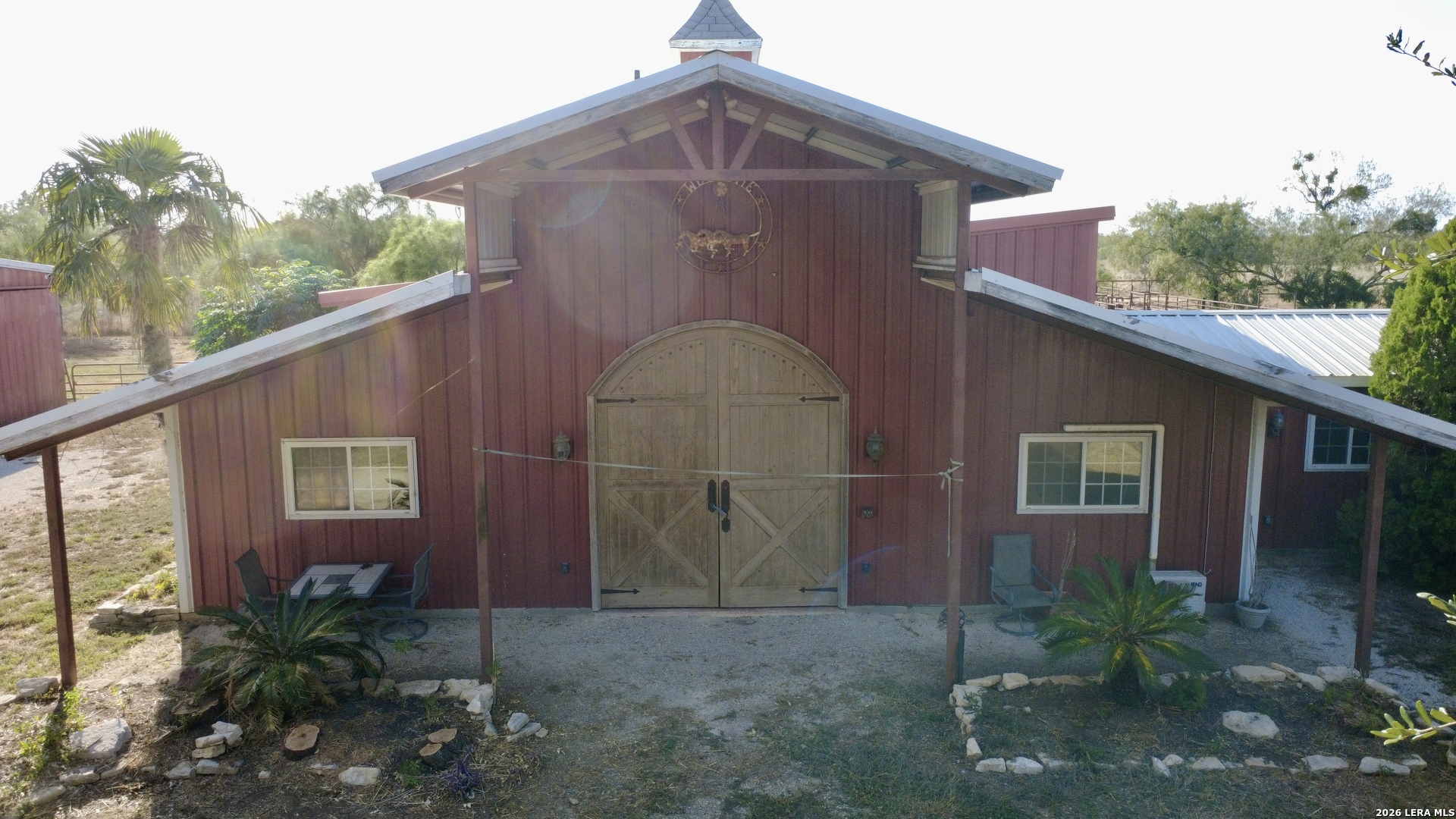 main property photo 0
