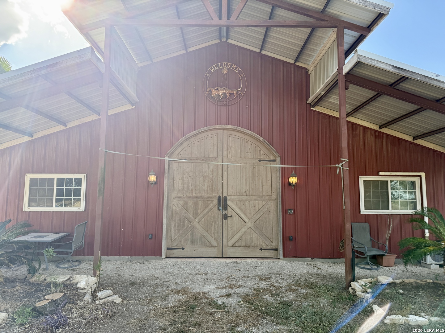 main property photo 11