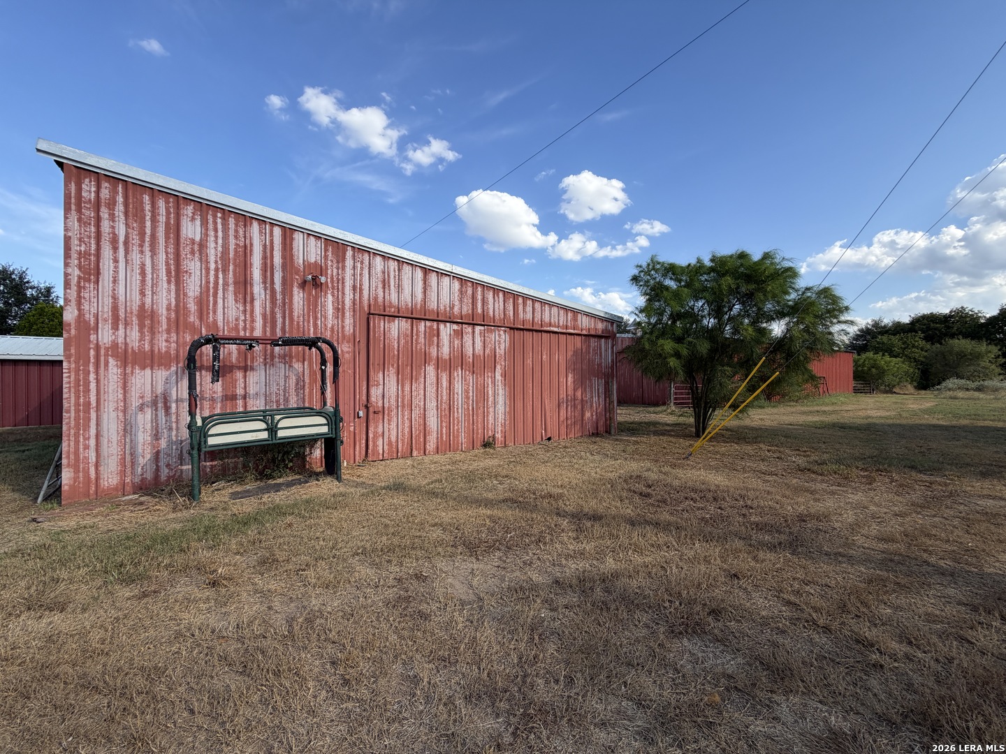 main property photo 17