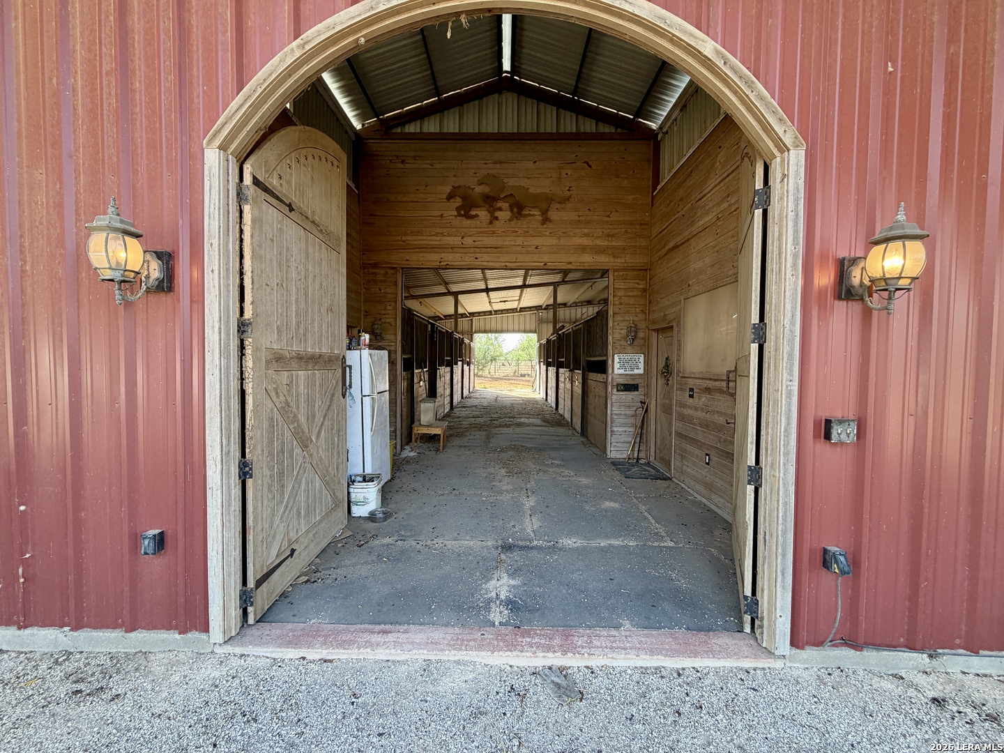 main property photo 18
