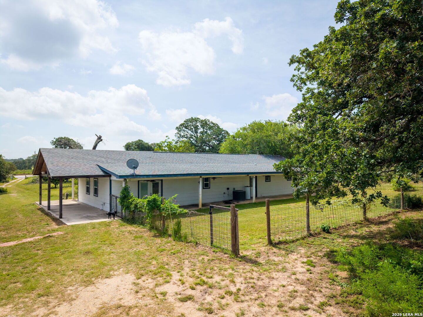 main property photo 6