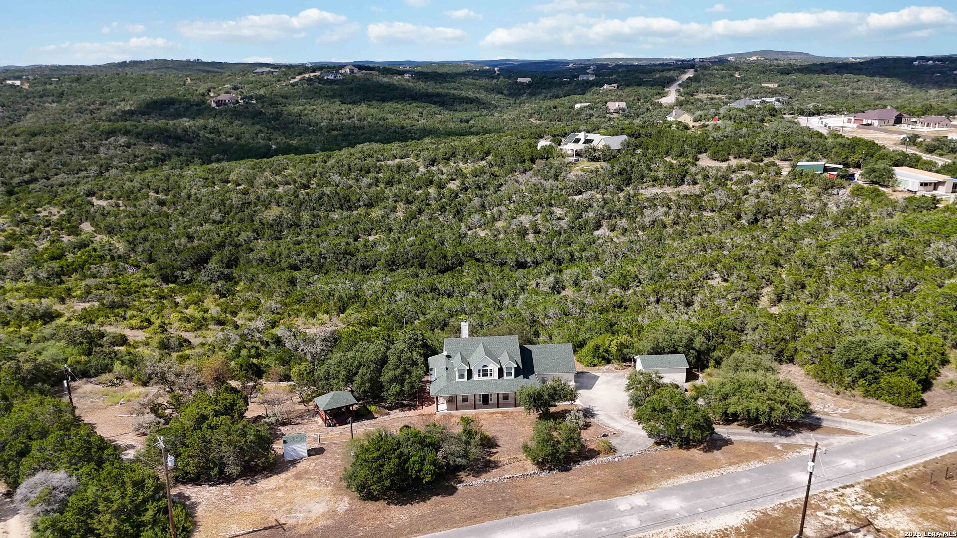 main property photo 31