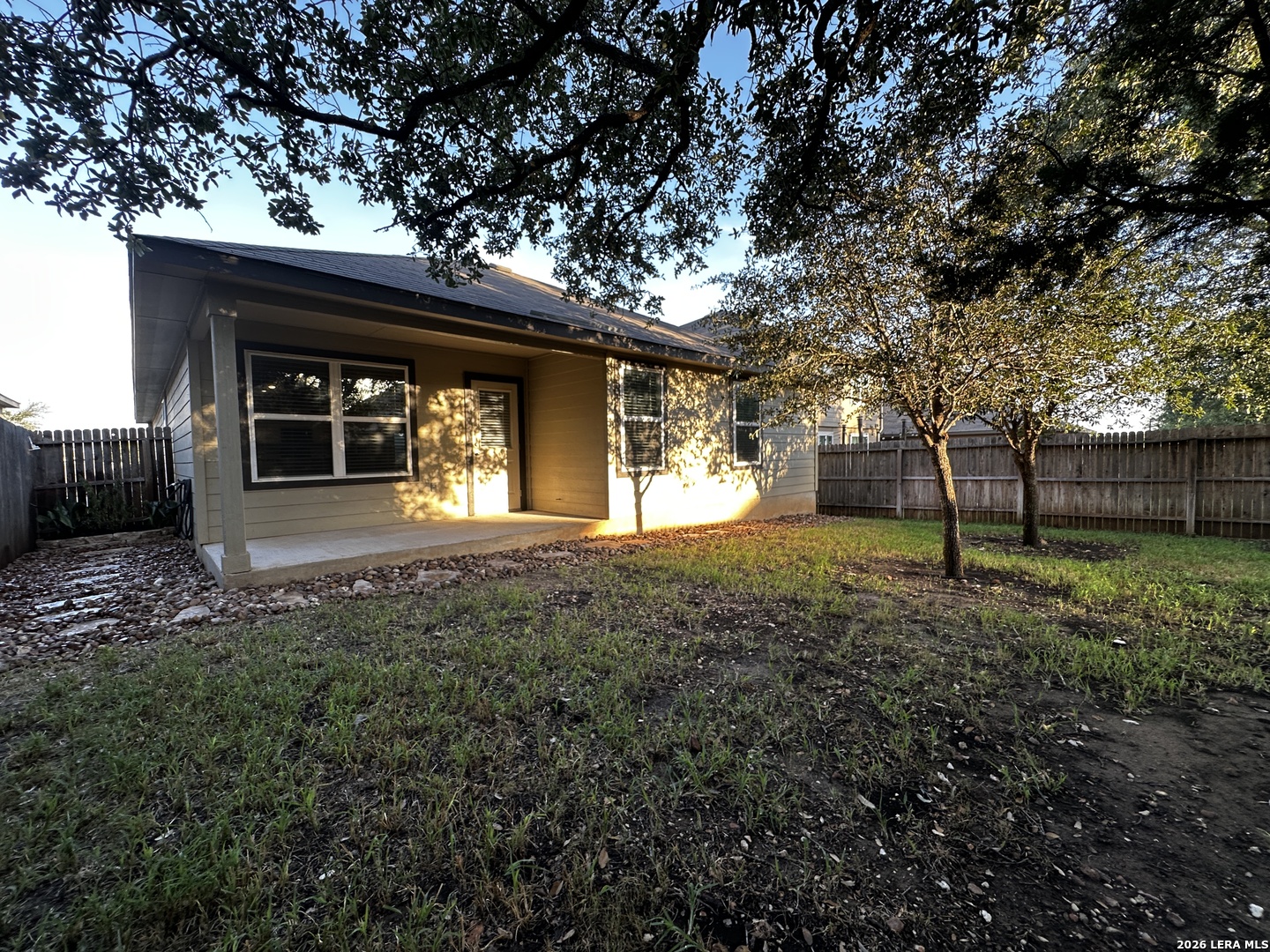 main property photo 19