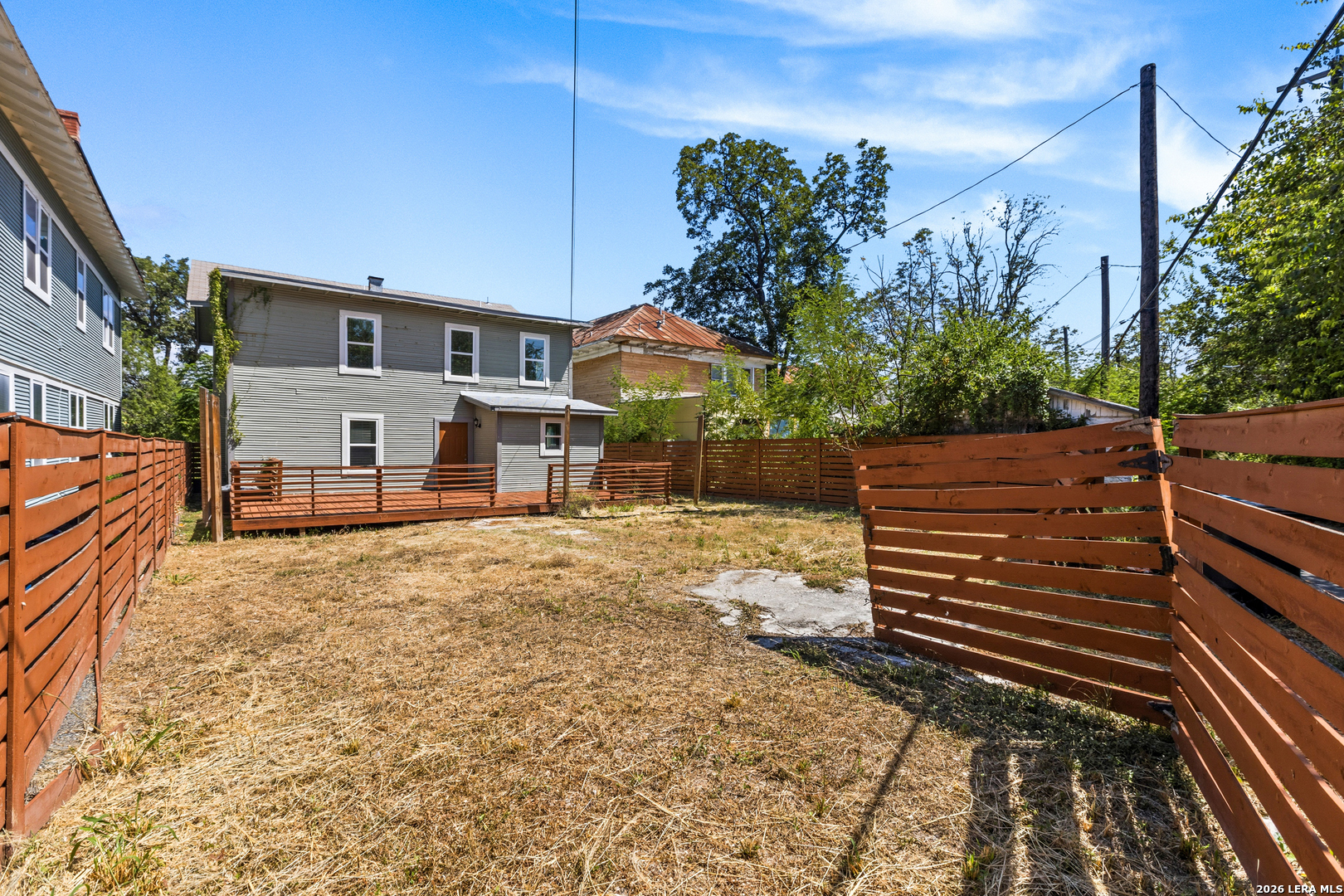 main property photo 26