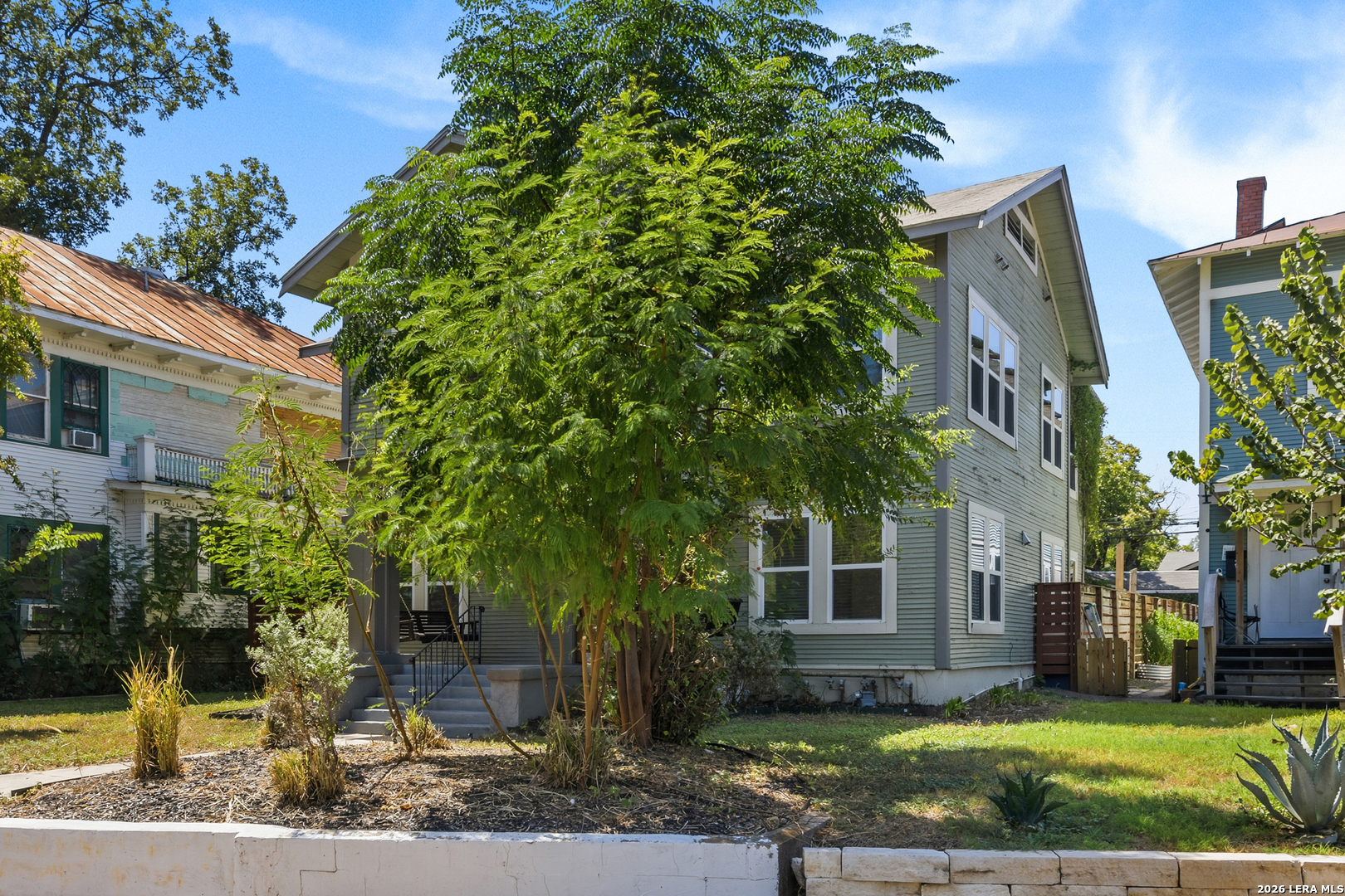 main property photo 3