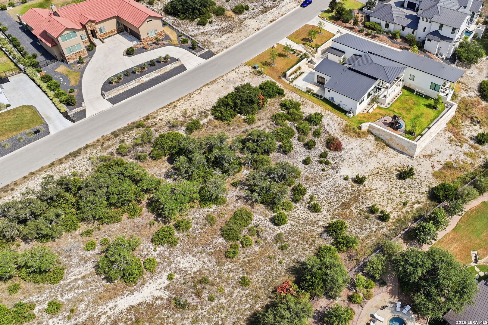 main property photo 17