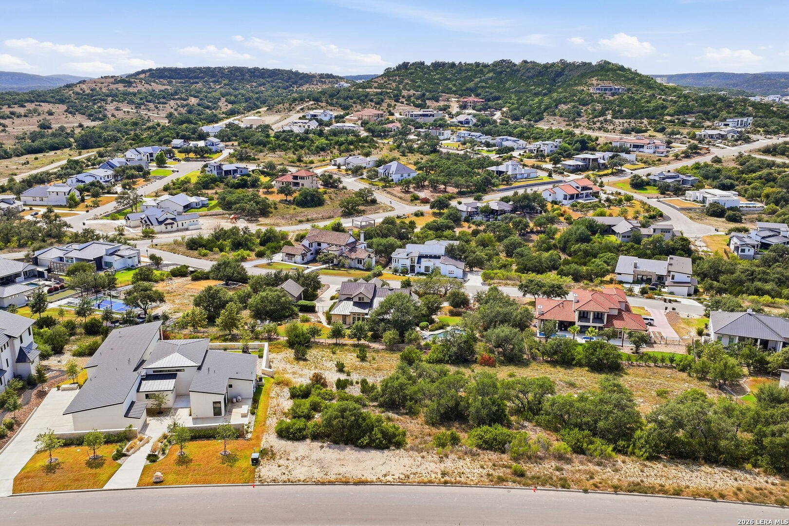 main property photo 7