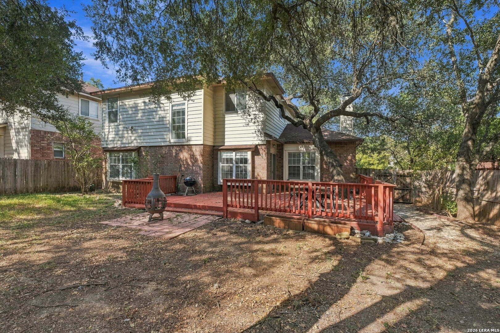 main property photo 30