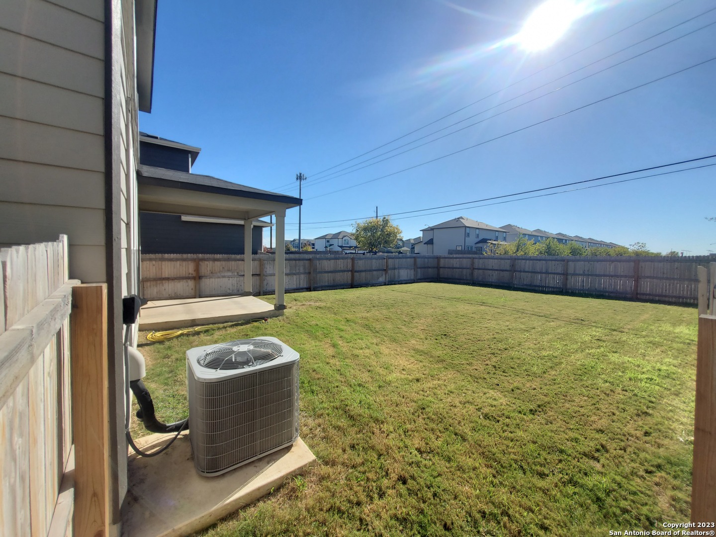 main property photo 15