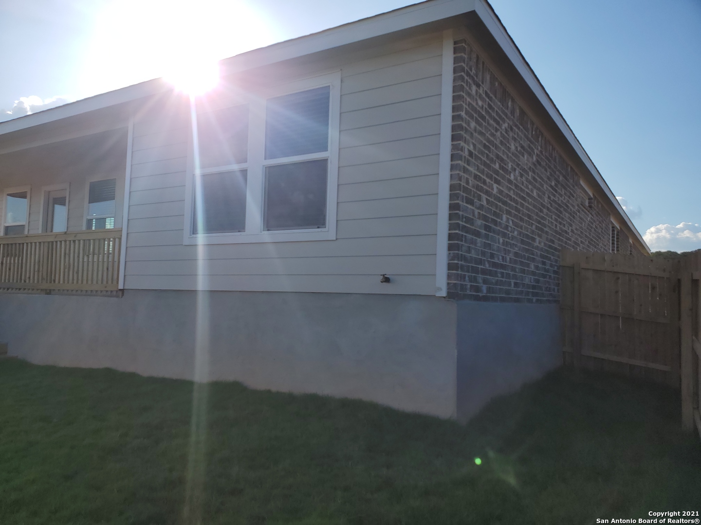 main property photo 35