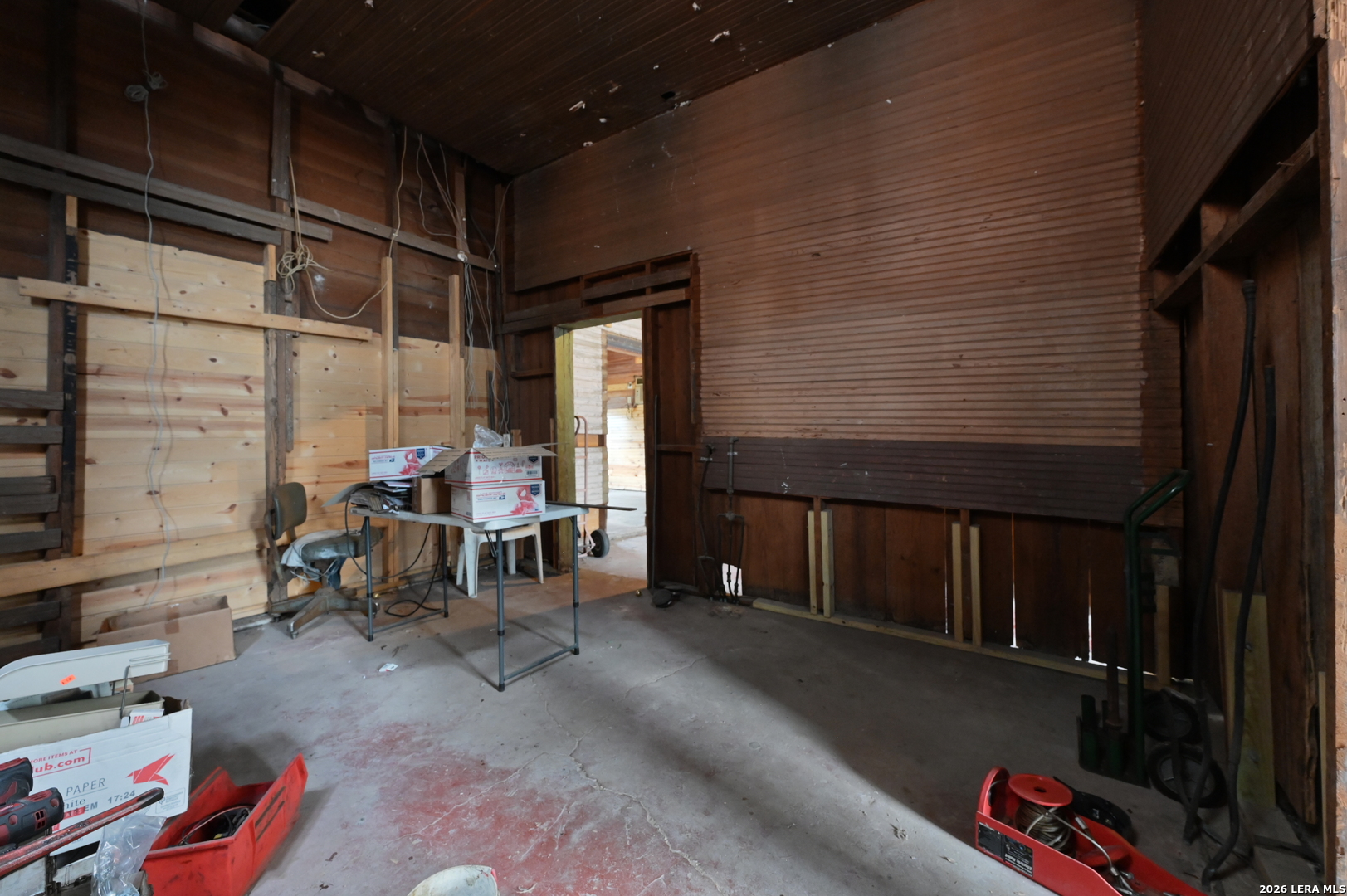 main property photo 29