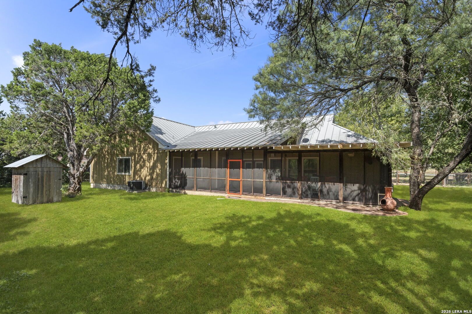 main property photo 41