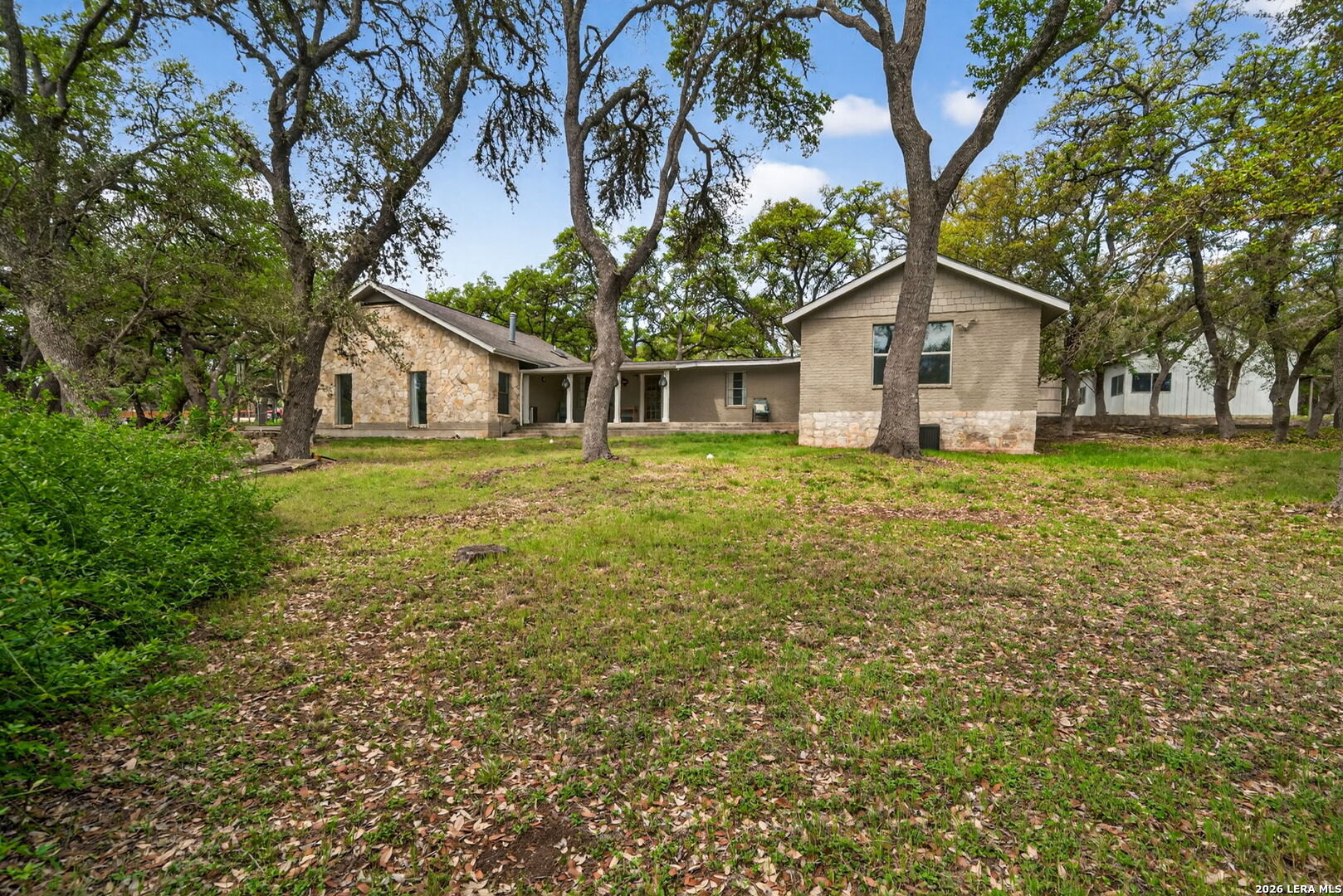 main property photo 0