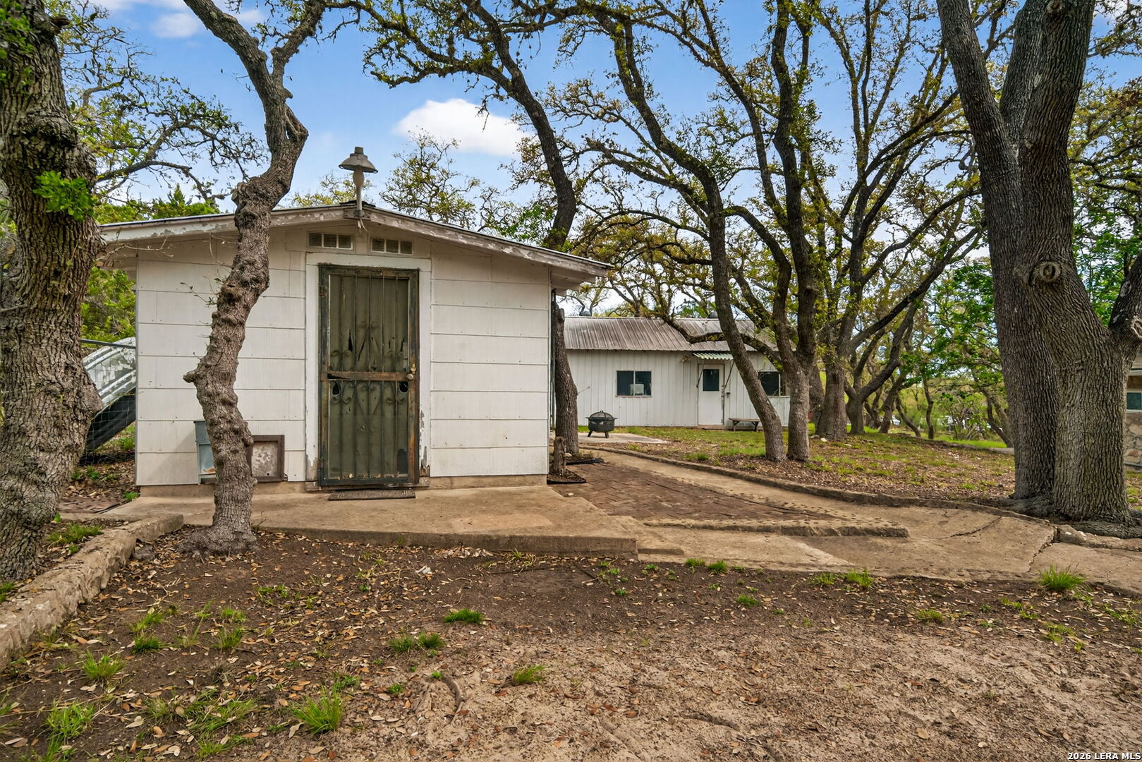 main property photo 42