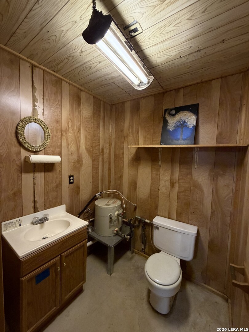 main property photo 47