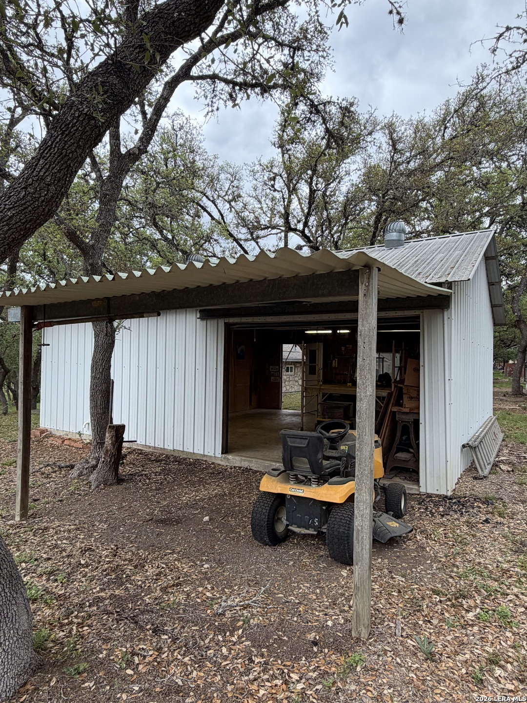 main property photo 49