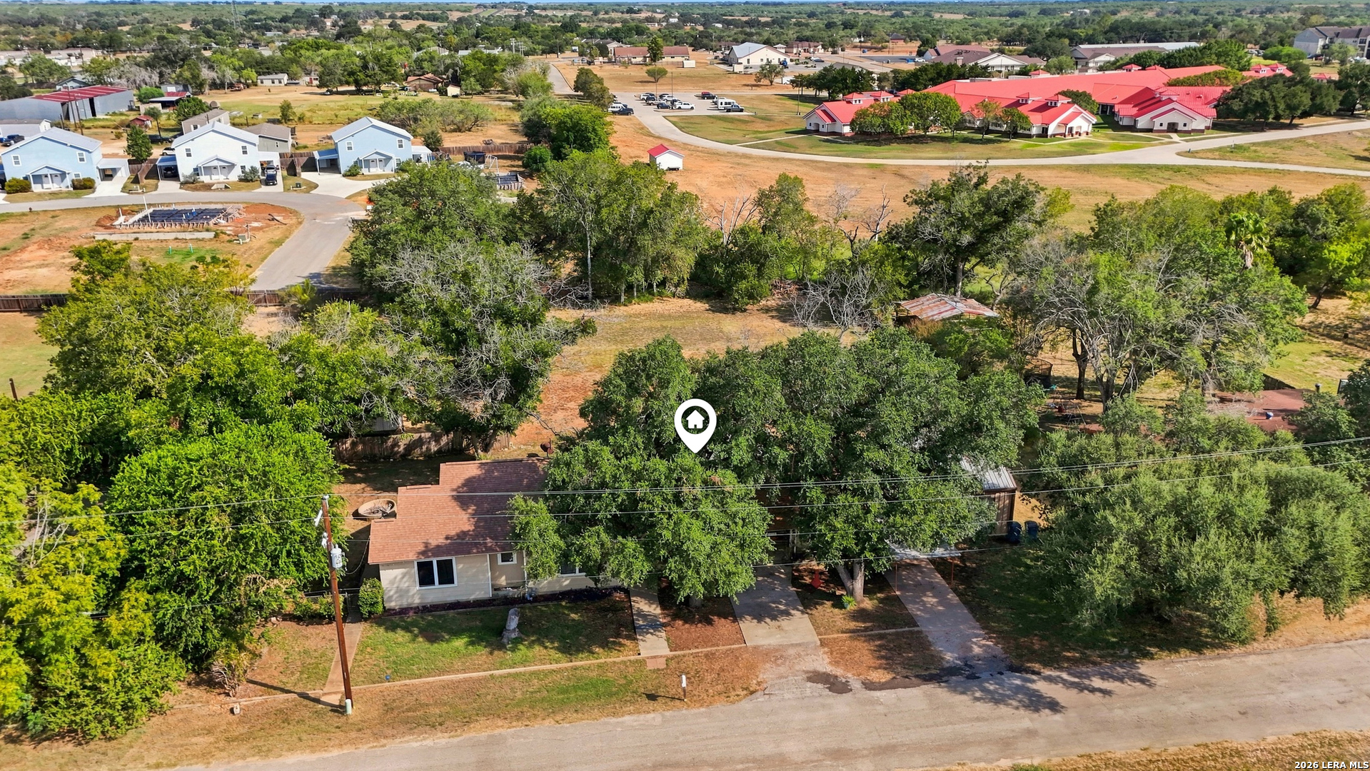 main property photo 32